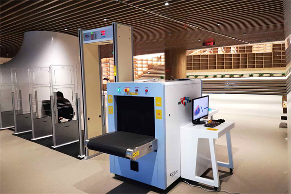 6550安檢機(jī)的工作原理及應(yīng)用